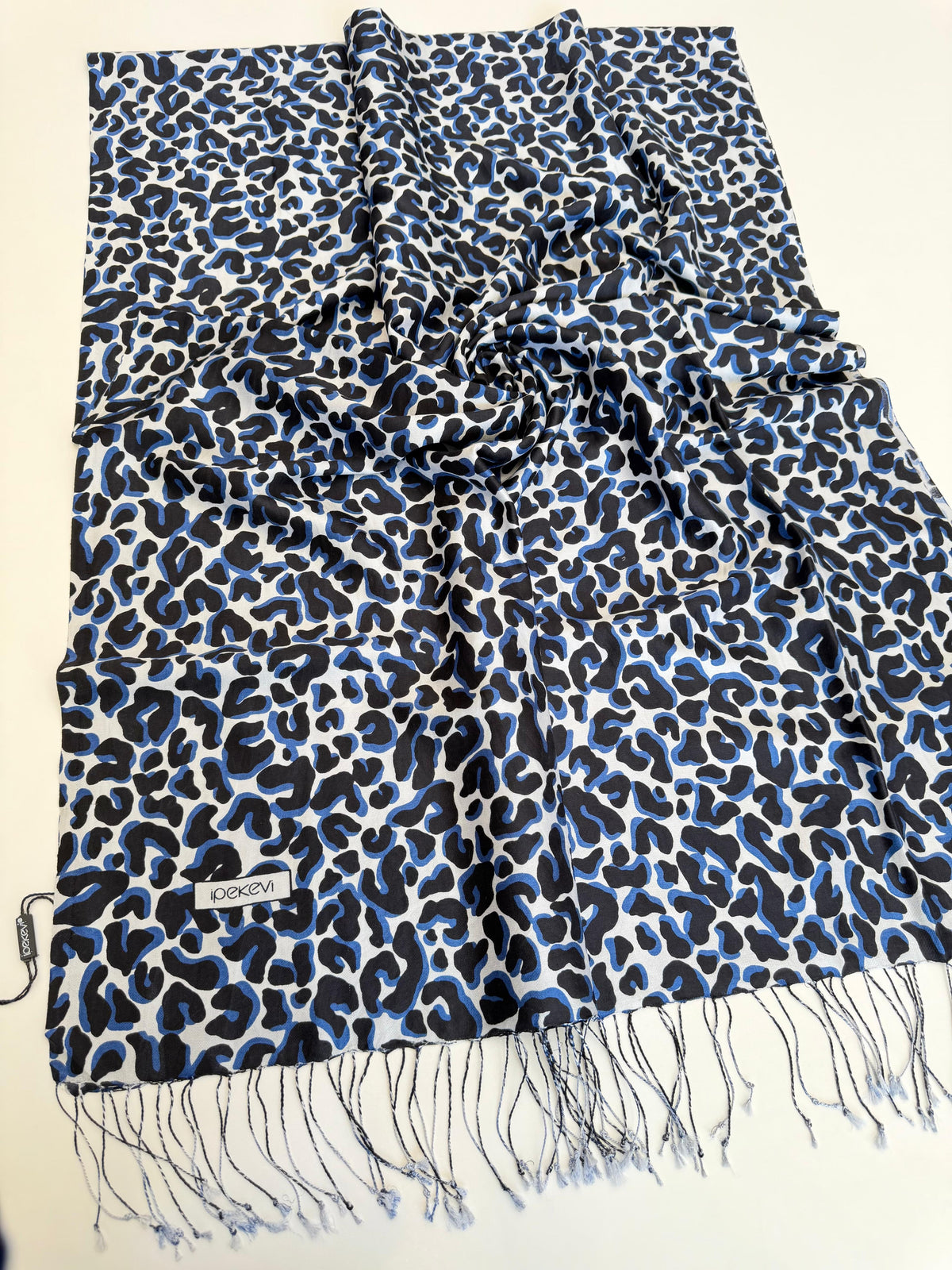 İPEKEVİ LEOPAR DESENLİ İPEK ŞAL 2452