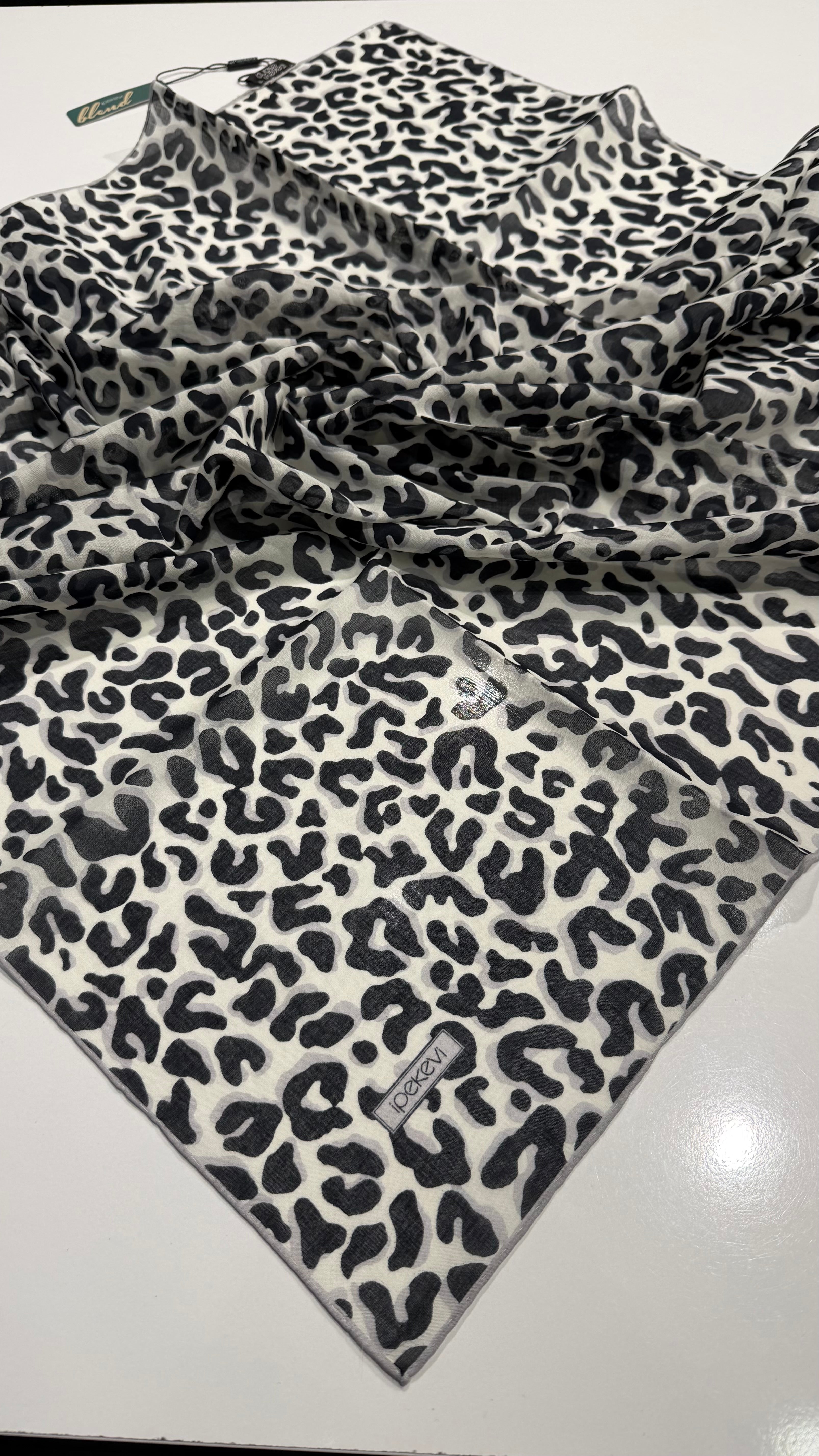 İPEKEVİ LEOPAR PAMUK EŞARP