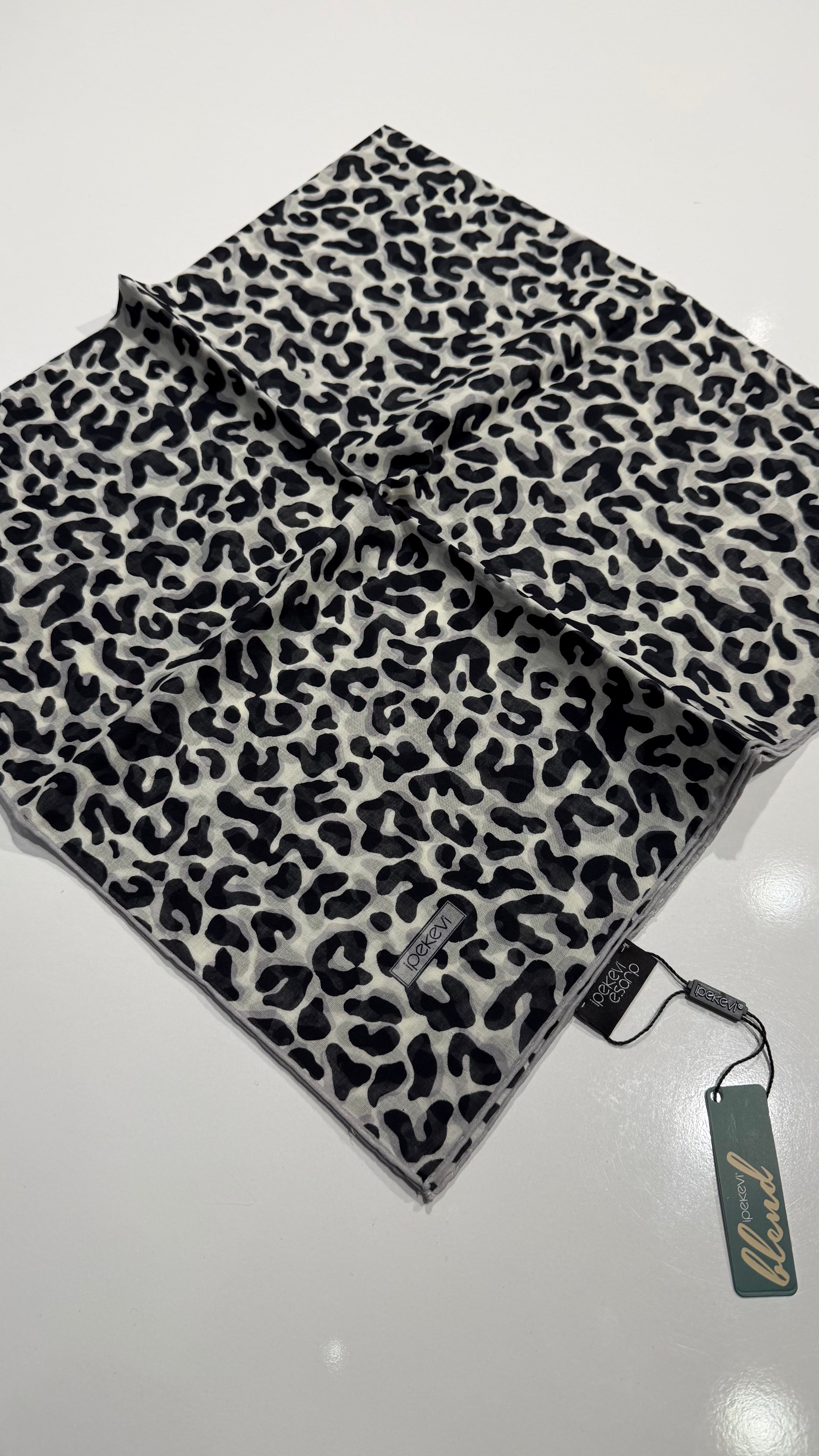 İPEKEVİ LEOPAR PAMUK EŞARP