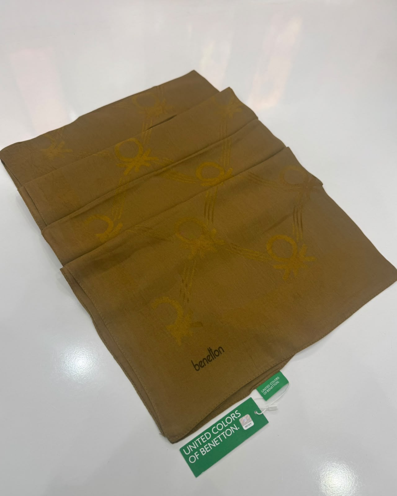 BENETTON MİLANO ŞAL SAFRAN