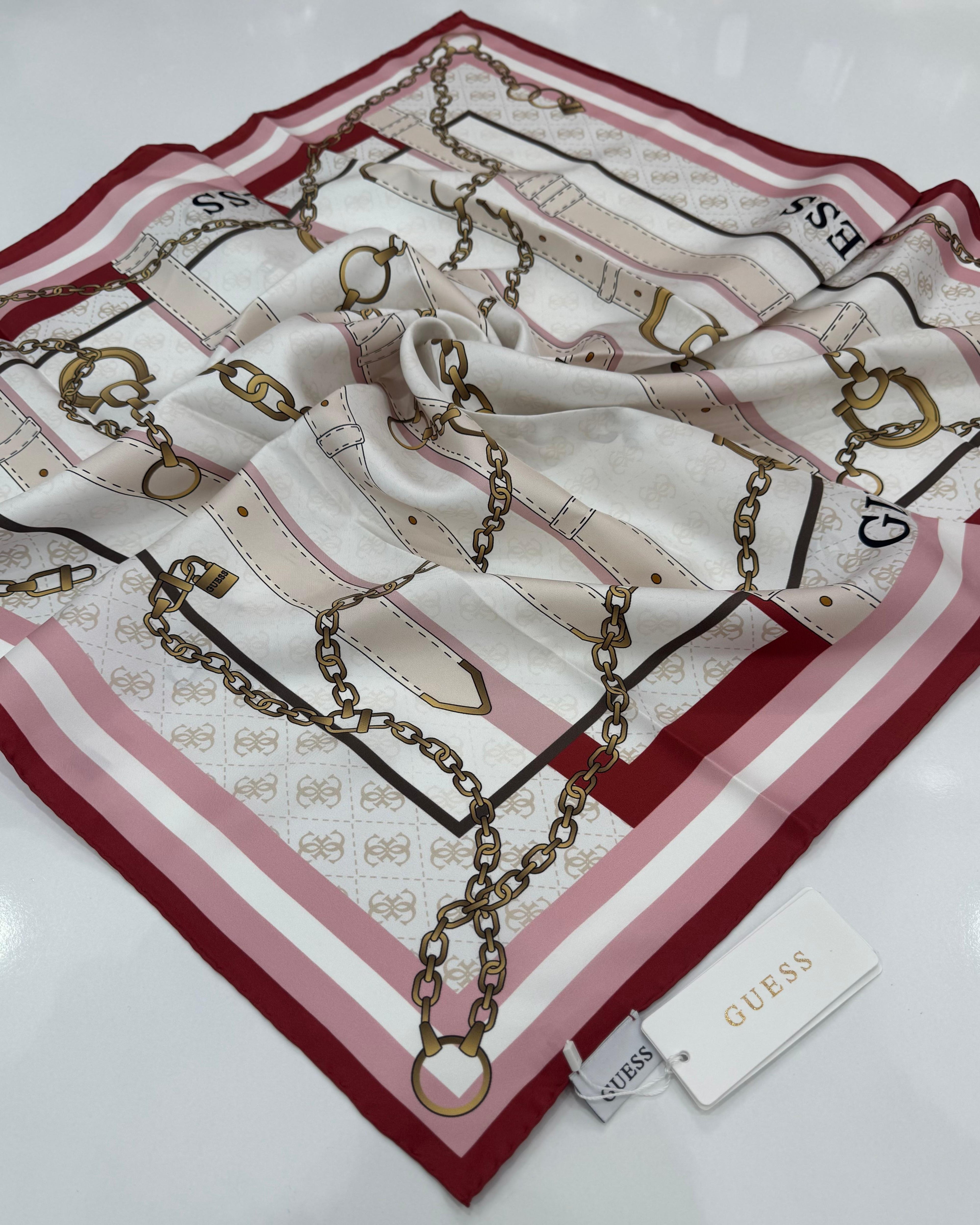 GUESS HERITAGE PATTERN EŞARP