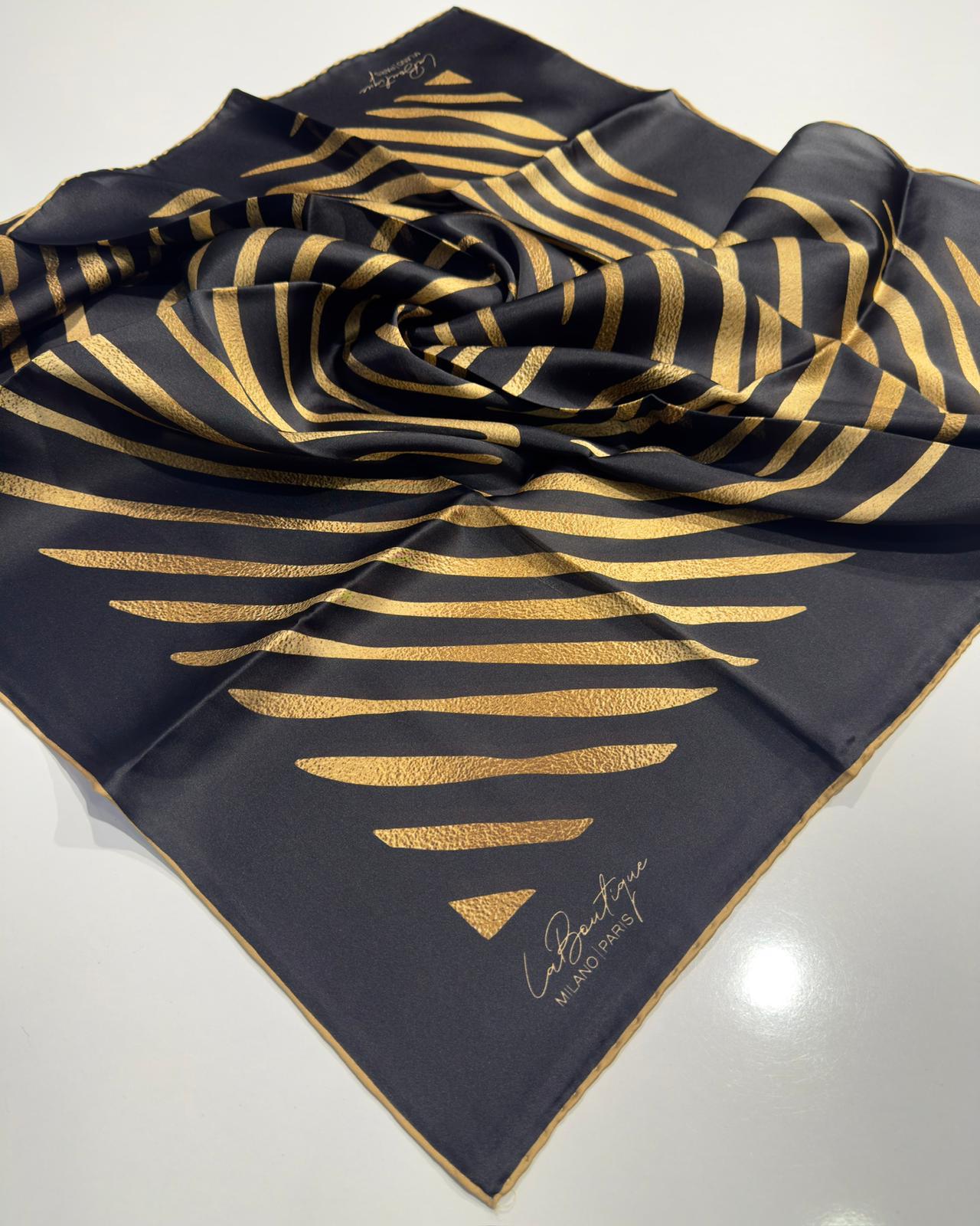 LA'BOUTIQUE İPEK EŞARP