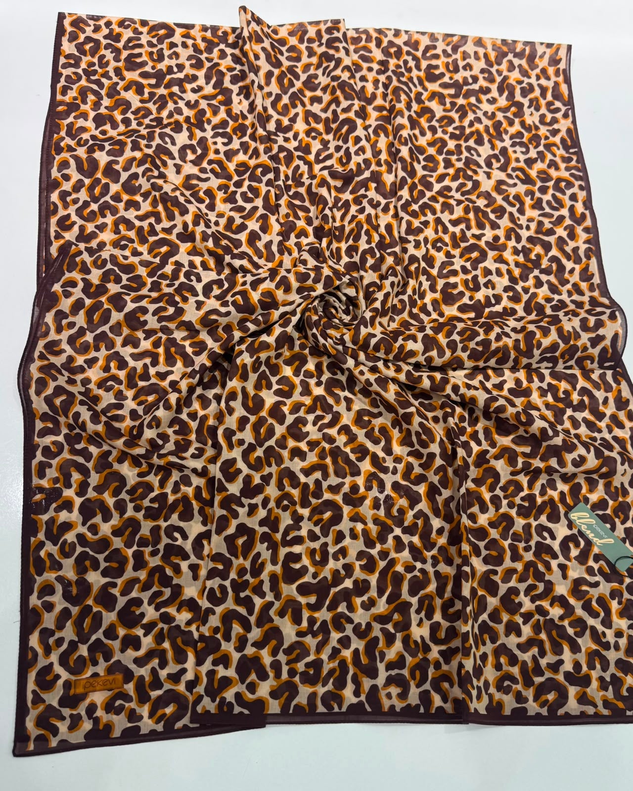İPEKEVİ LEOPAR DESENLİ PAMUK ŞAL