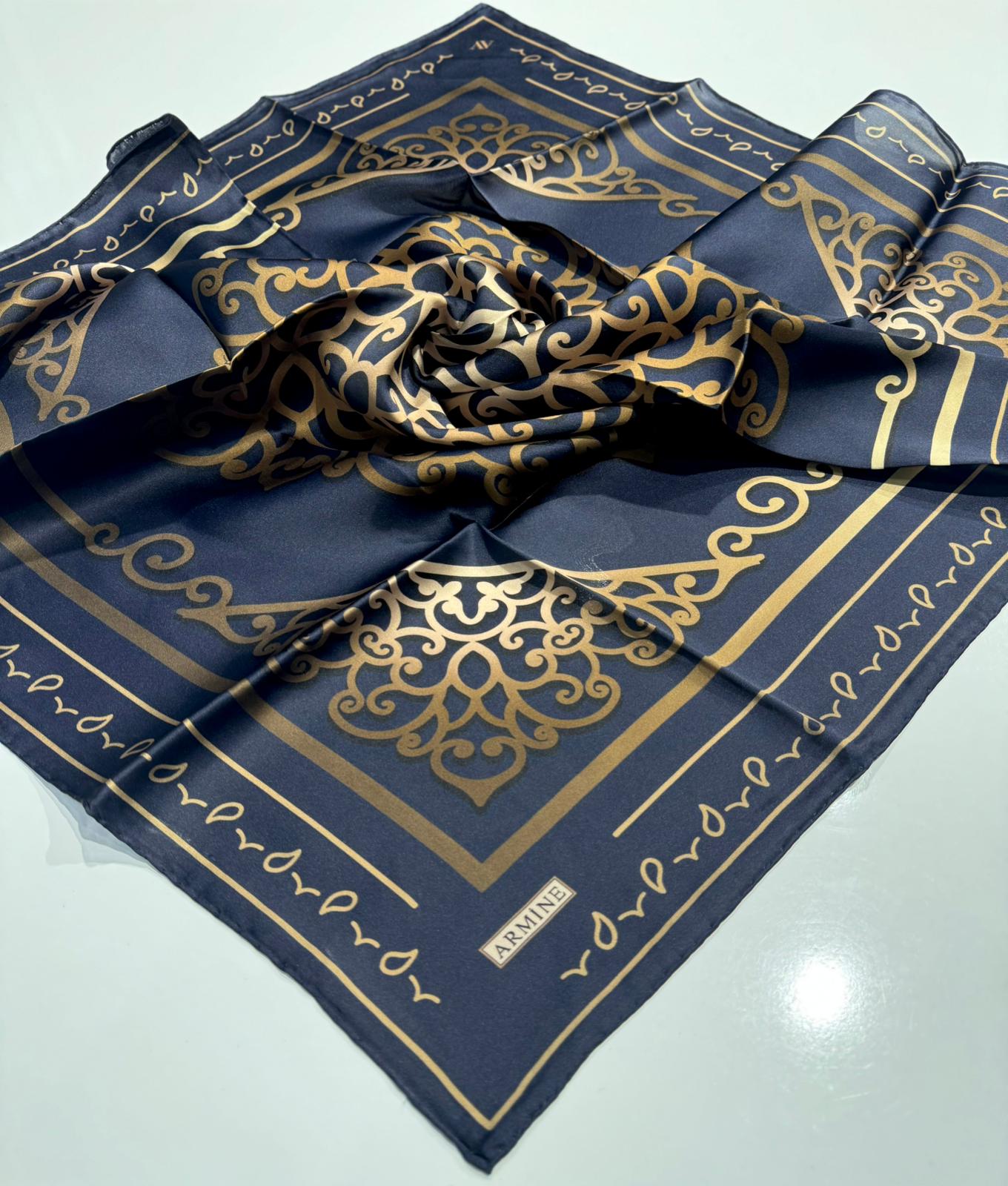 ARMİNE İPEK EŞARP