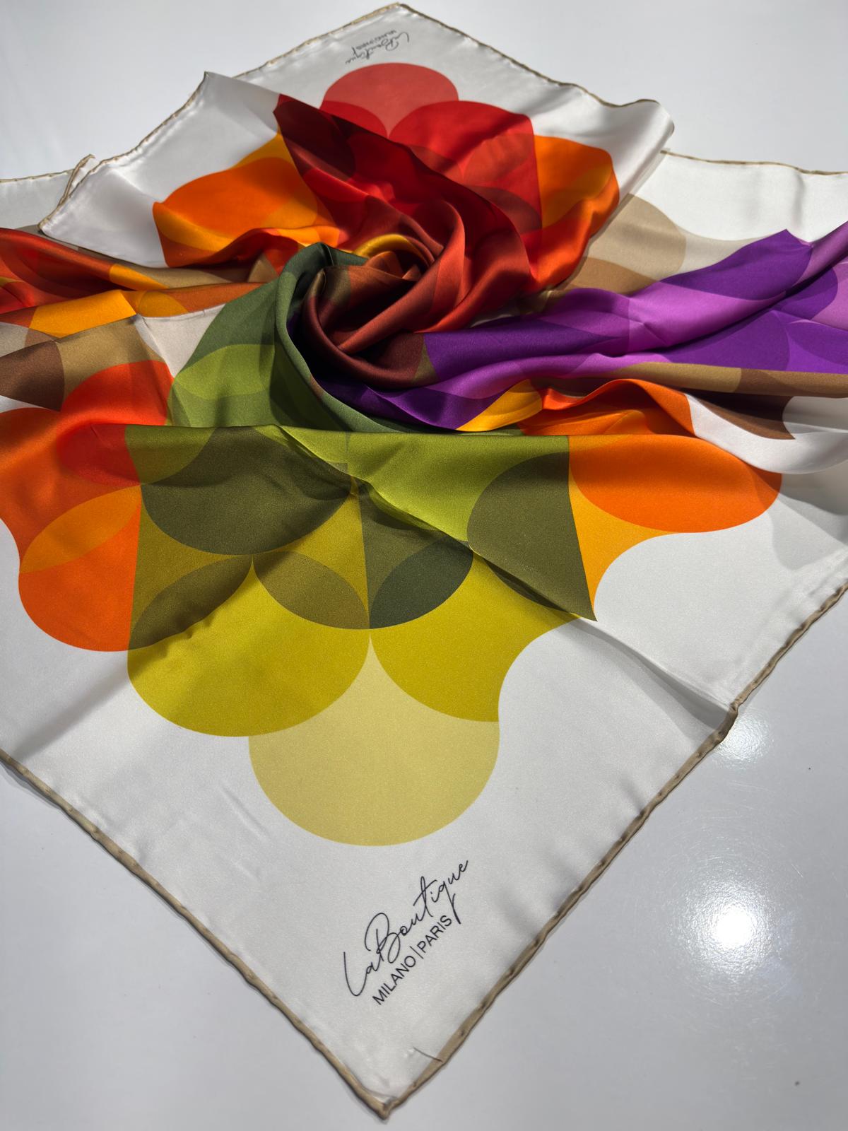 LA'BOUTIQUE İPEK EŞARP