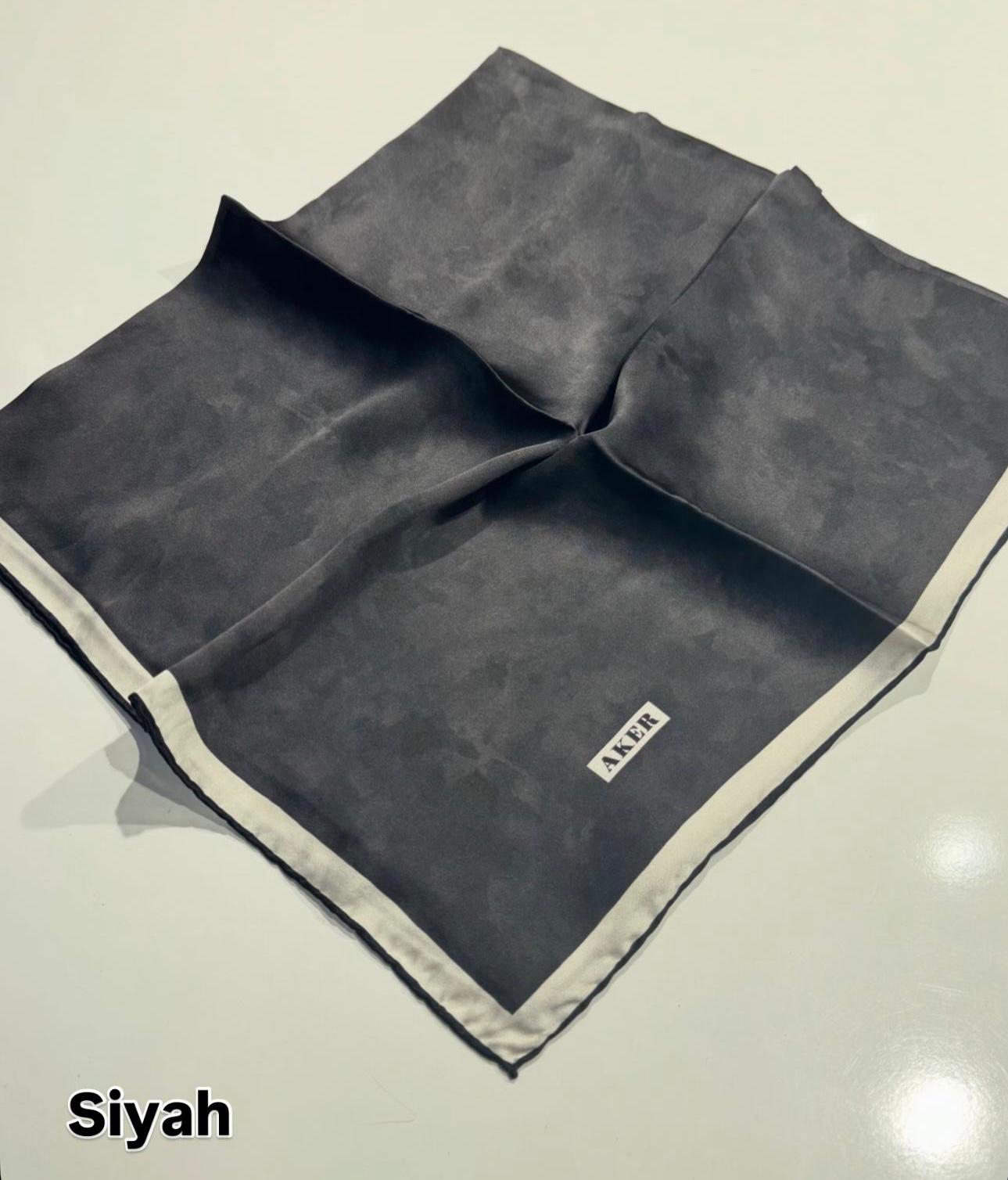 AKER BULUT DESEN İPEK EŞARP