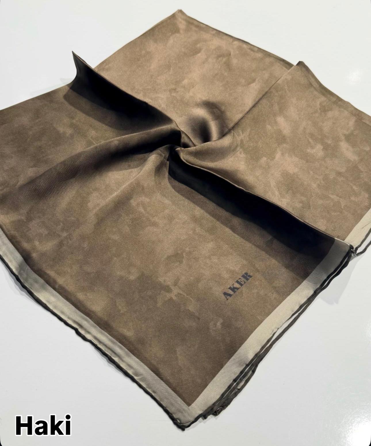 AKER BULUT DESEN İPEK EŞARP