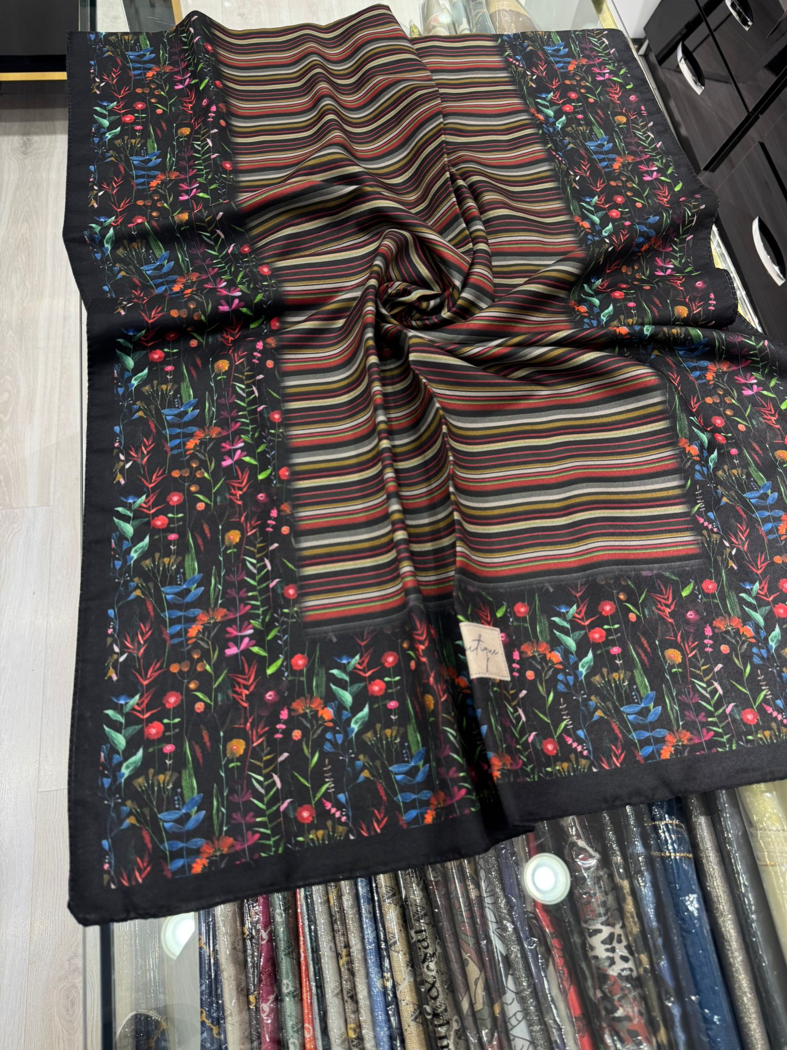 LA'BOUTİQUE GÜZ ŞAL