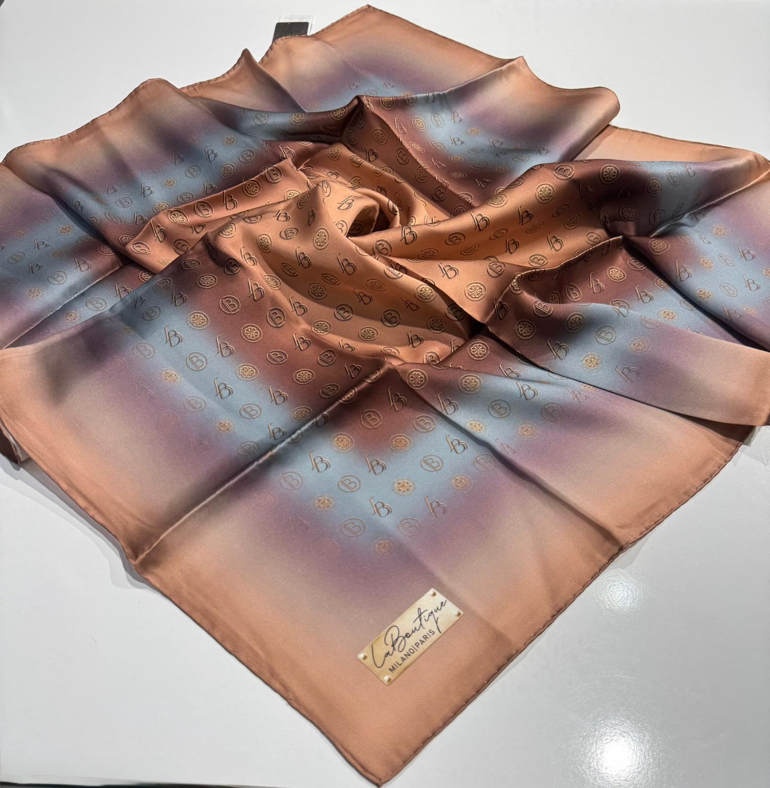 LA'BOUTİQUE İPEK EŞARP