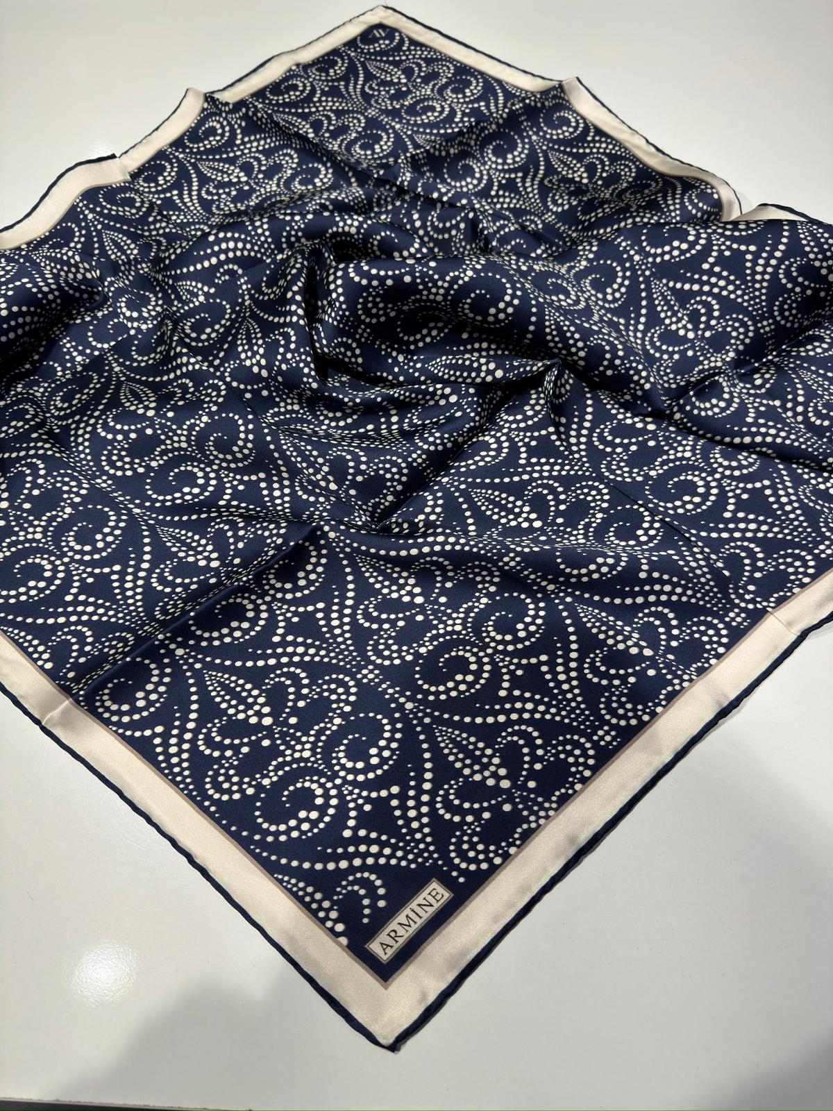 ARMİNE İPEK EŞARP