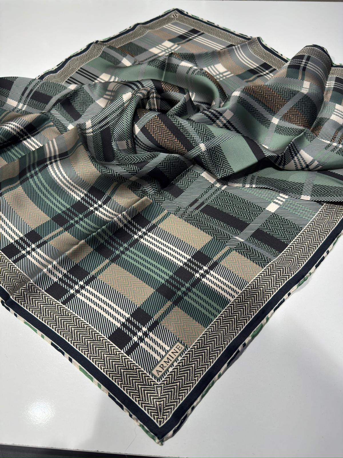 ARMİNE İPEK EŞARP