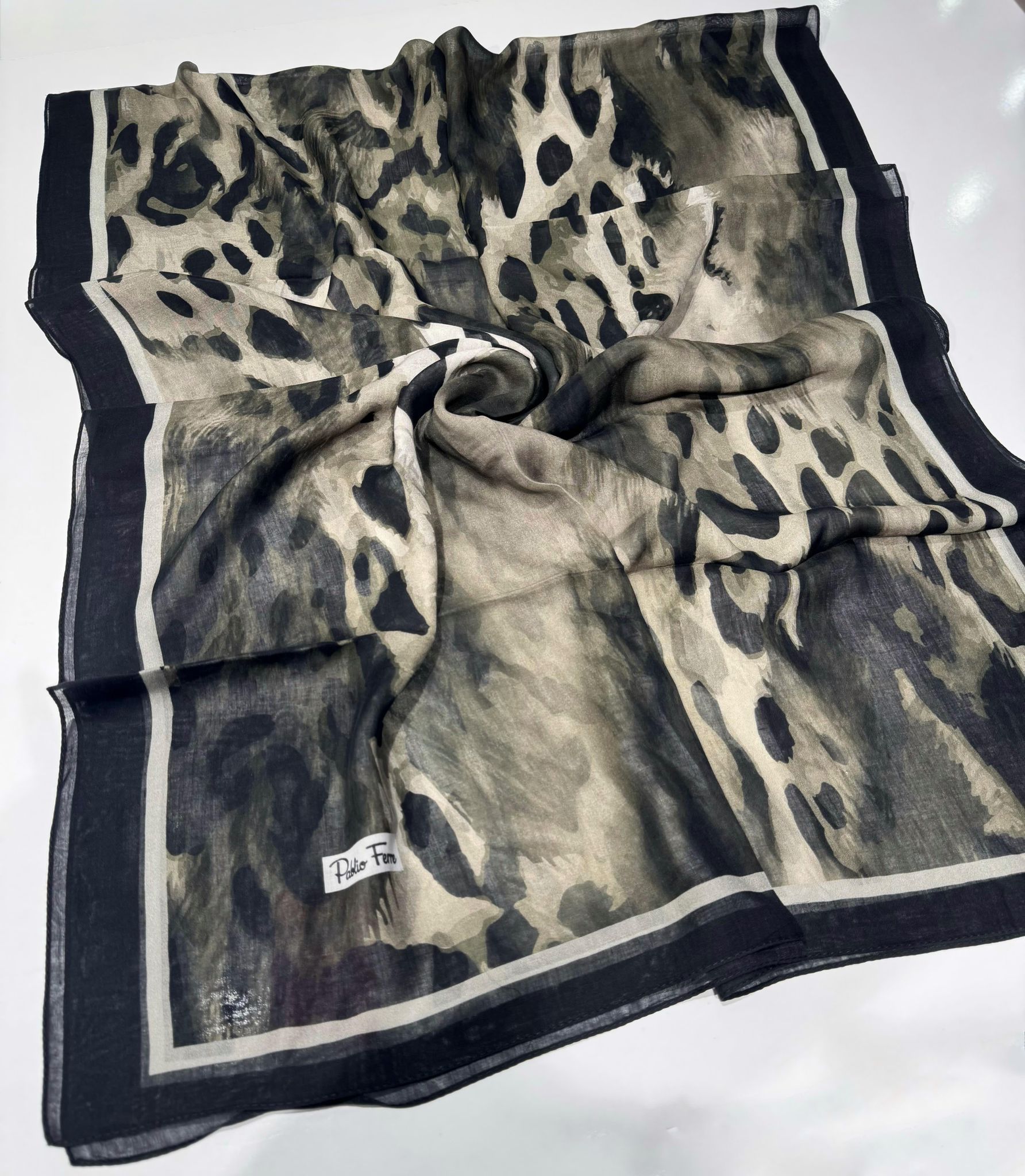 PABLİO FERRE TENSEL ŞAL